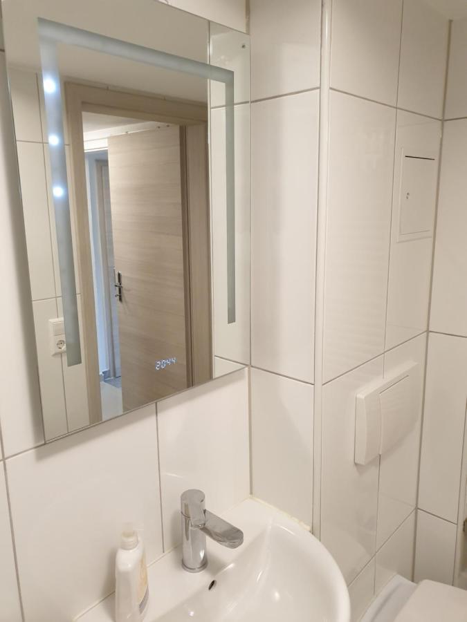 Moderne Einliegerwohnung Amara - Friedrichshafen Am Bodensee Esterno foto