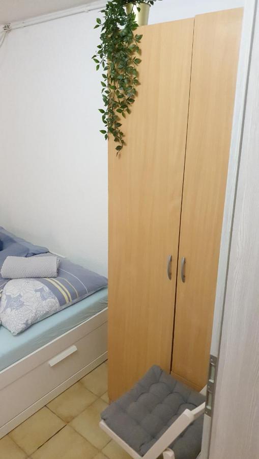 Moderne Einliegerwohnung Amara - Friedrichshafen Am Bodensee Esterno foto